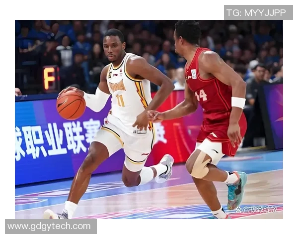 明星篮球赛场上的奇幻对决与友情的传递